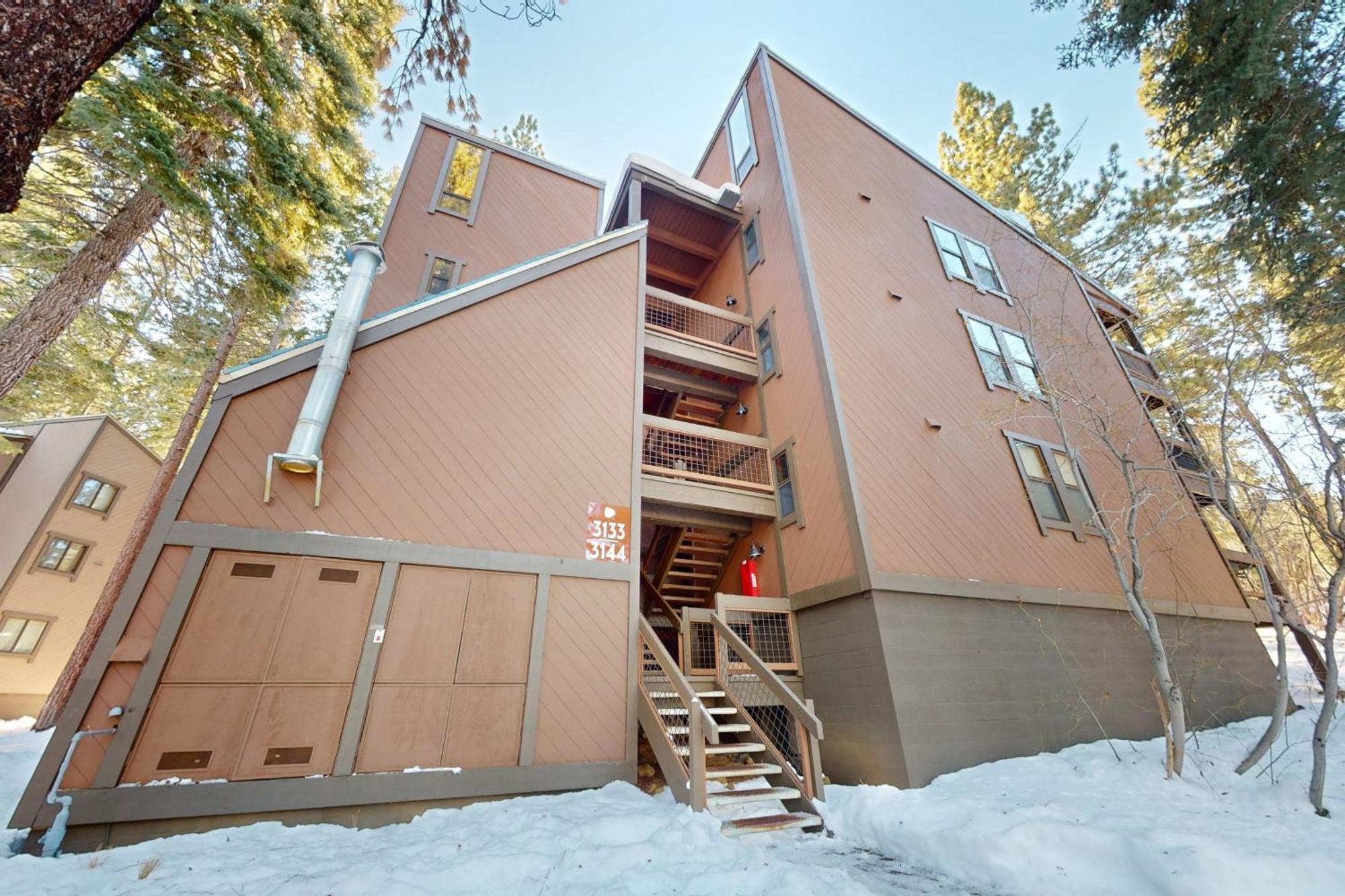 Aspen Grove Hideaway Hotel Truckee Bagian luar foto