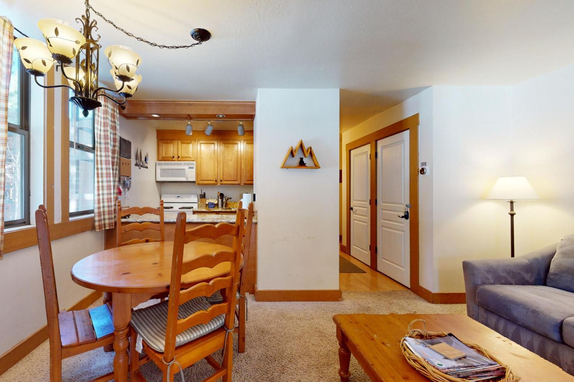 Aspen Grove Hideaway Hotel Truckee Bagian luar foto